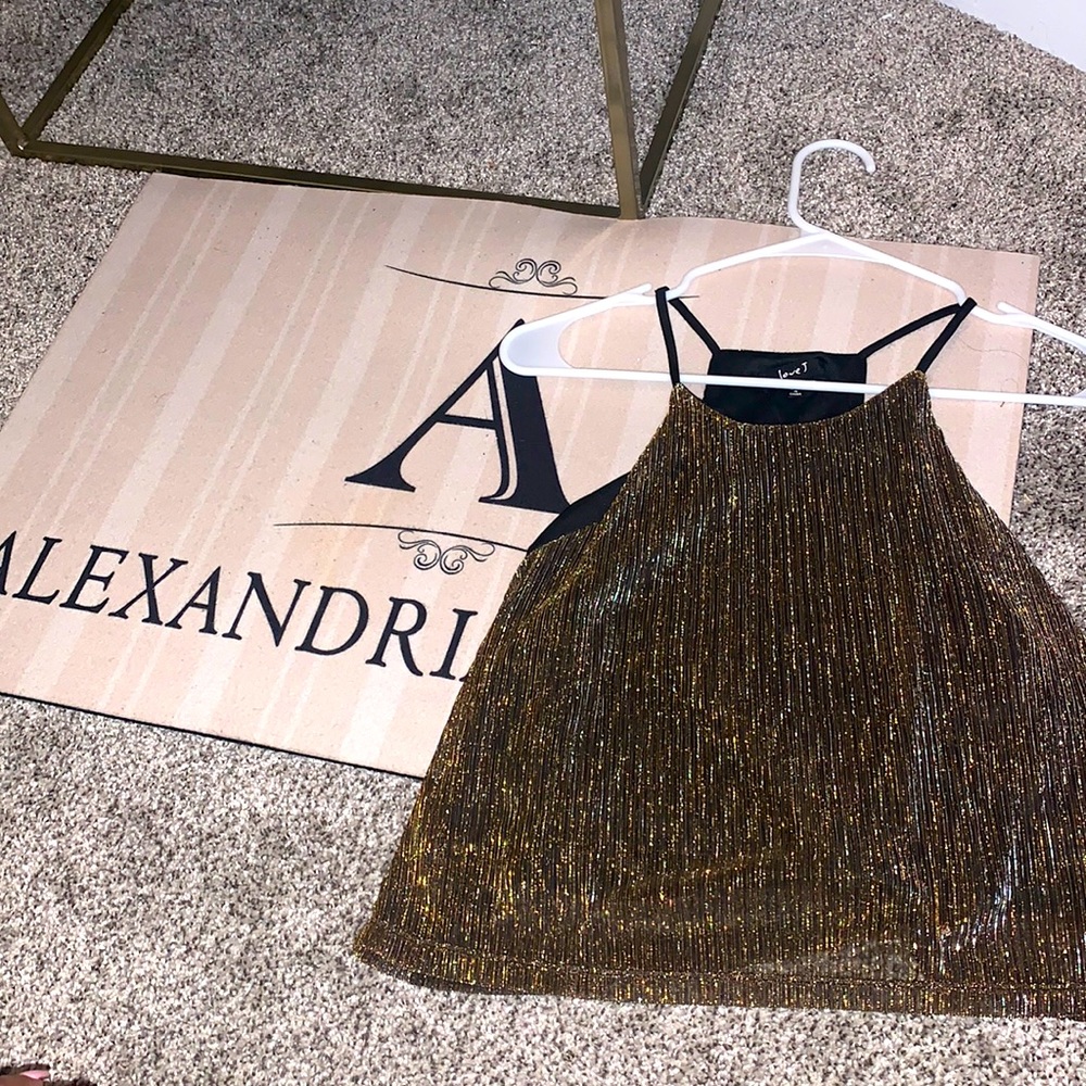 Shimmery bronze , silver and black crop top